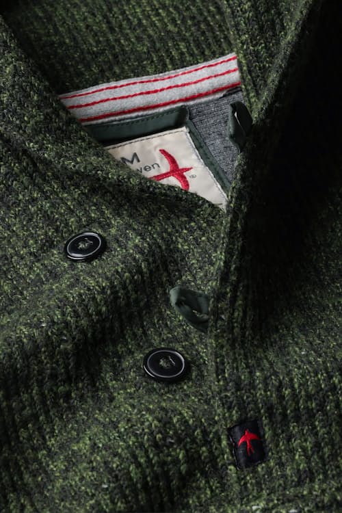 laydown detail image of Ridge Twist Shawl