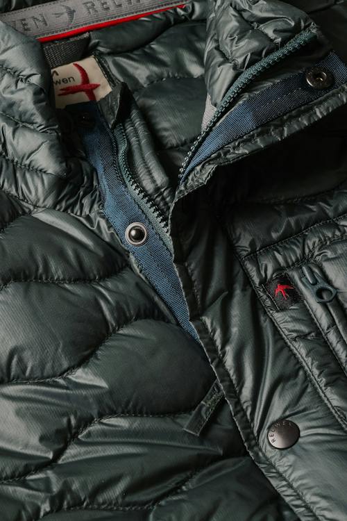 laydown detail image of Wave-Quilt Down Jacket