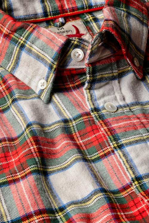 laydown detail image of Flyweight Tartan Shirt