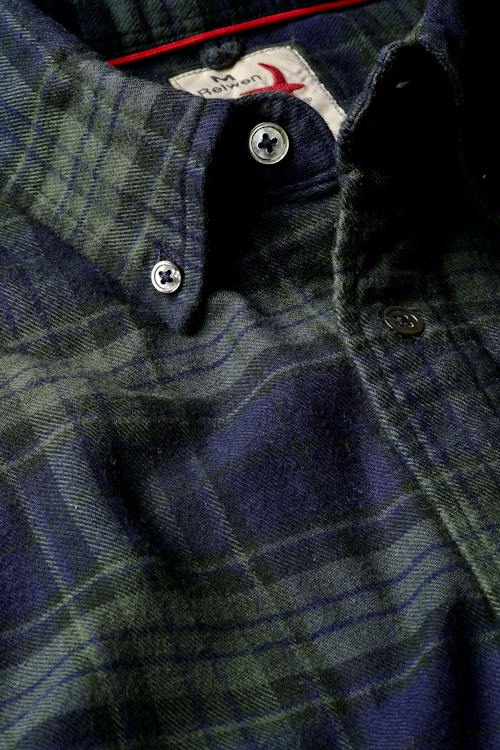 laydown detail image of Flyweight Tartan Shirt