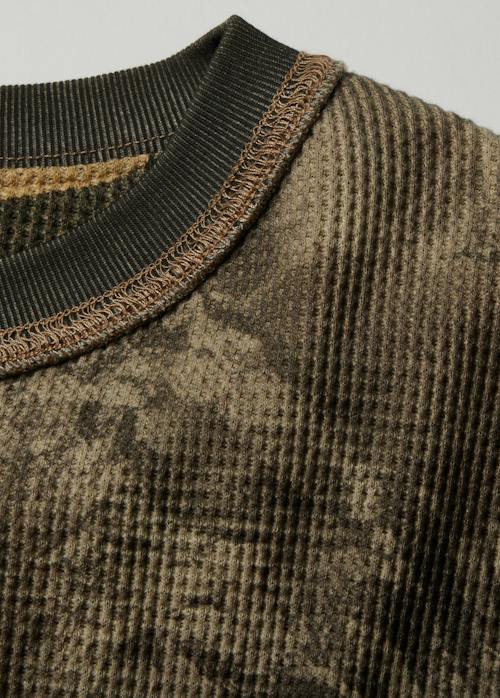 laydown detail image of Badlands Thermal