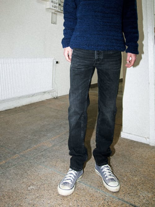 lifestyle image of Steady Eddie II Denim
