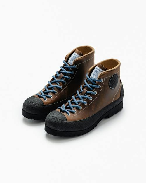 no crop image of El Cap Boot