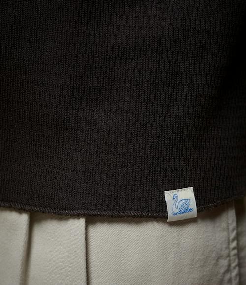 lifestyle image of THERMAL01 Thermal Cotton Longsleeve