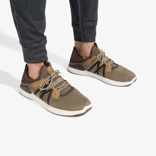 on model image of Mio Li Sneaker