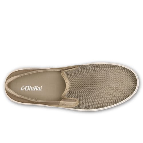 laydown image of Lae'ahi Slip On