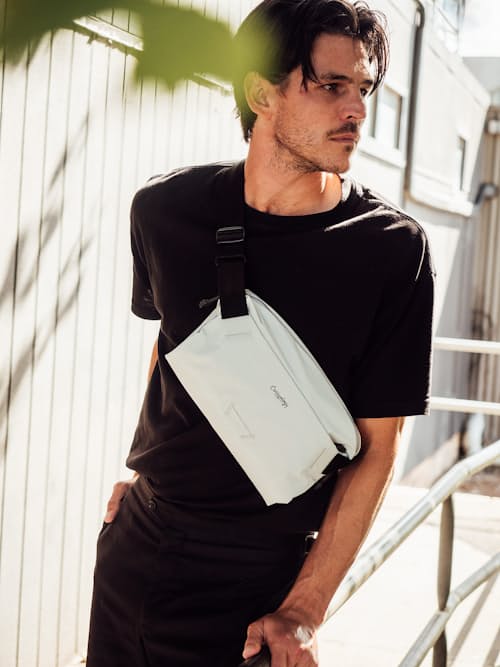 lifestyle image of Bellroy x Carryology Sling