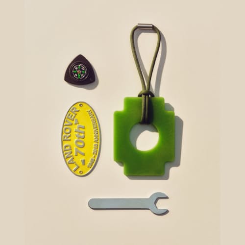 laydown detail image of OMW Car Fragrance