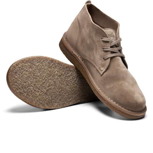 laydown image of Bareflex Chukka Boot