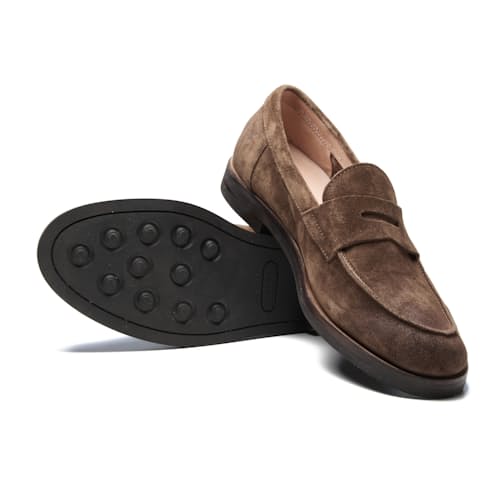 laydown image of Dartflex Loafer