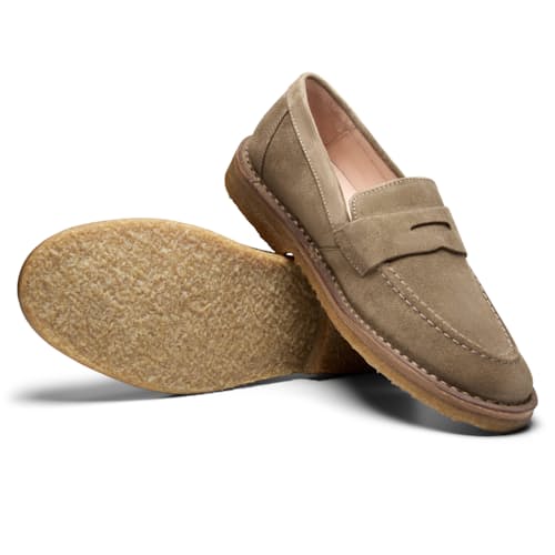 laydown image of Fastflex Loafer