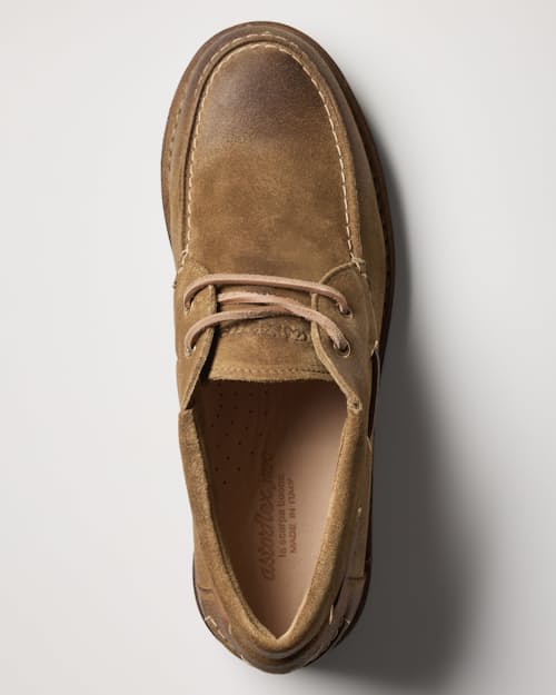 laydown image of Jibflex Lug Sole Chukka Boot