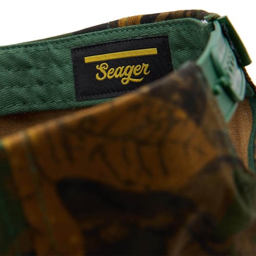 laydown detail image of Rodeo Snapback
