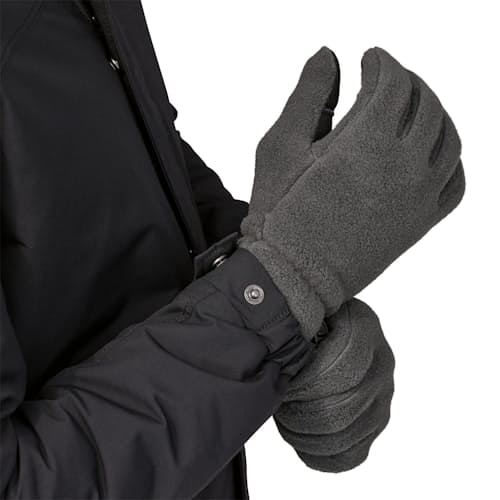 on model image of Synch Gloves