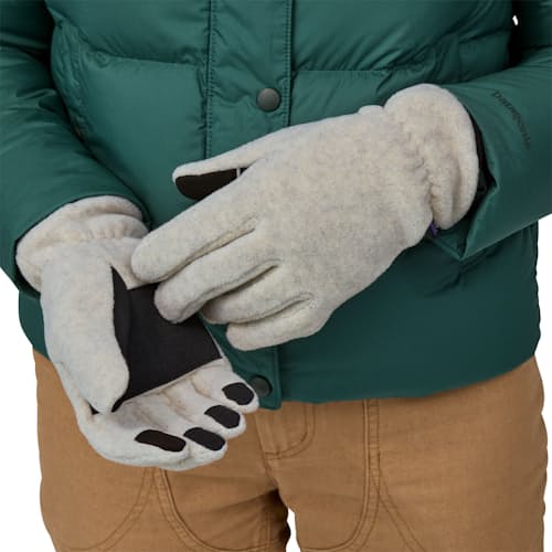 on model image of Synch Gloves