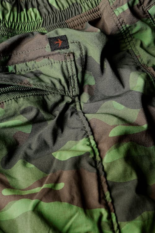 laydown detail image of Airtex Hybrid Short - 6.5"