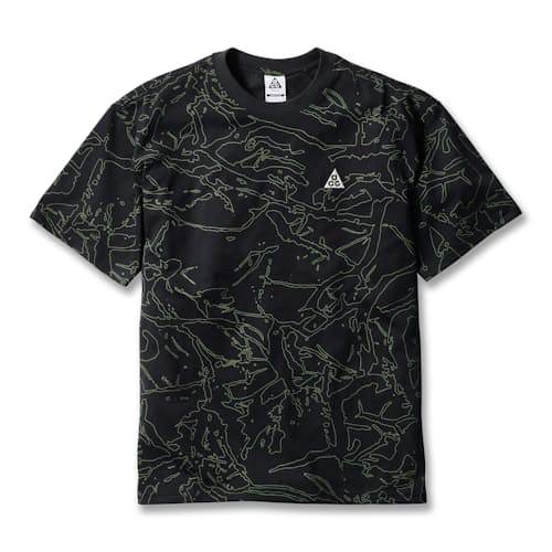 laydown image of Nike Graphic Tee