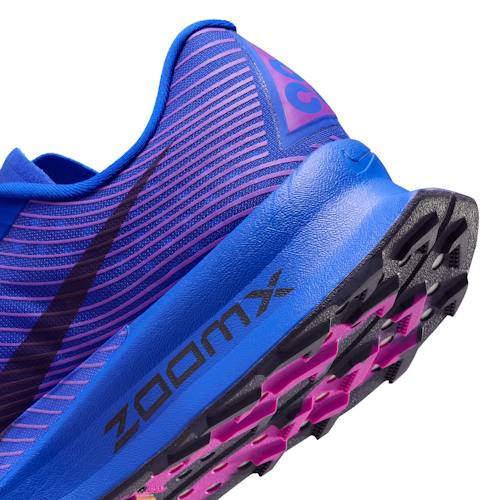 laydown detail image of Nike ACG Ultrafly Trail