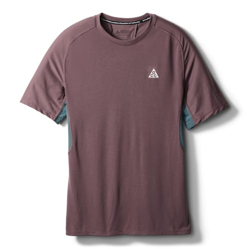 laydown image of ACG Solar Chase Short Sleeve T-Shirt