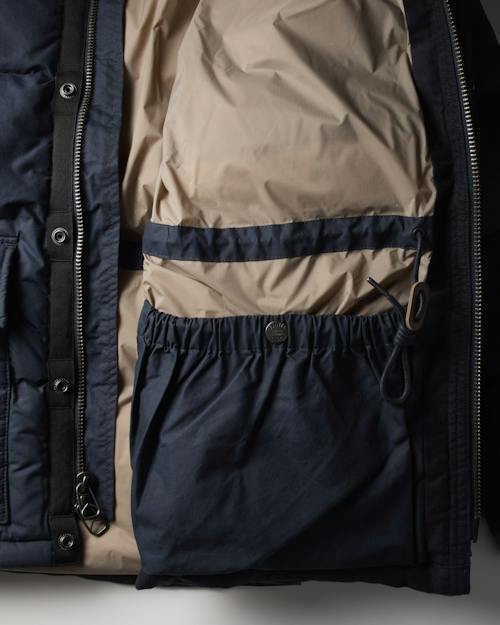 laydown detail image of Waxed Quilted Down Jacket
