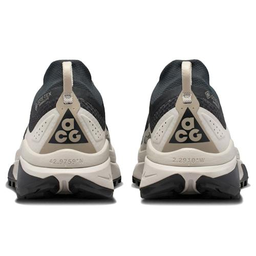 laydown image of ACG Zegama Trail GTX Sneaker