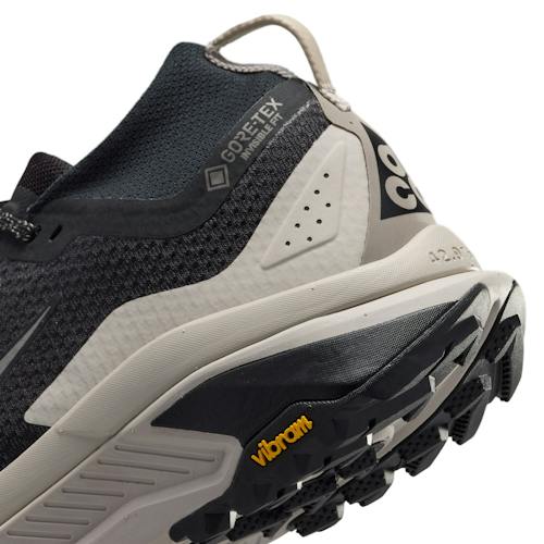 laydown detail image of ACG Zegama Trail GTX Sneaker