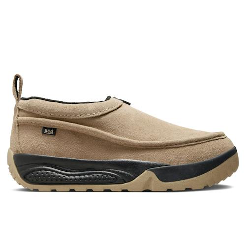 laydown image of ACG Izy Sneaker