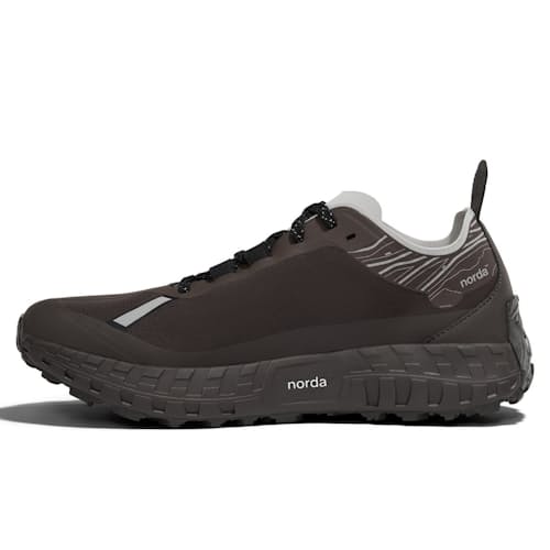 laydown image of 001A Trail Sneaker