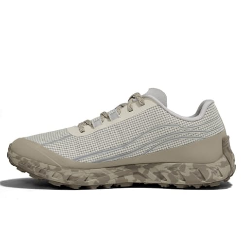 laydown image of 002 Trail Sneaker