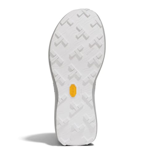 laydown image of 005 Trail Sneaker