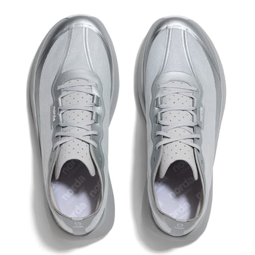laydown image of 005 Trail Sneaker