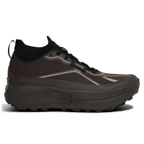 laydown image of 055 G+ Trail Sneaker