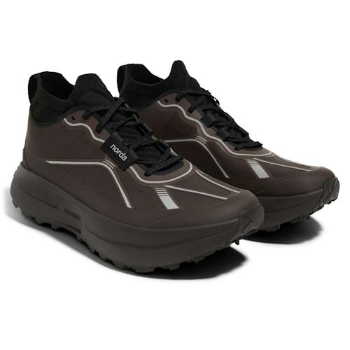 laydown image of 055 G+ Trail Sneaker