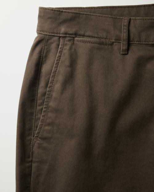 laydown detail image of 365 Chino Pant - HB Straight