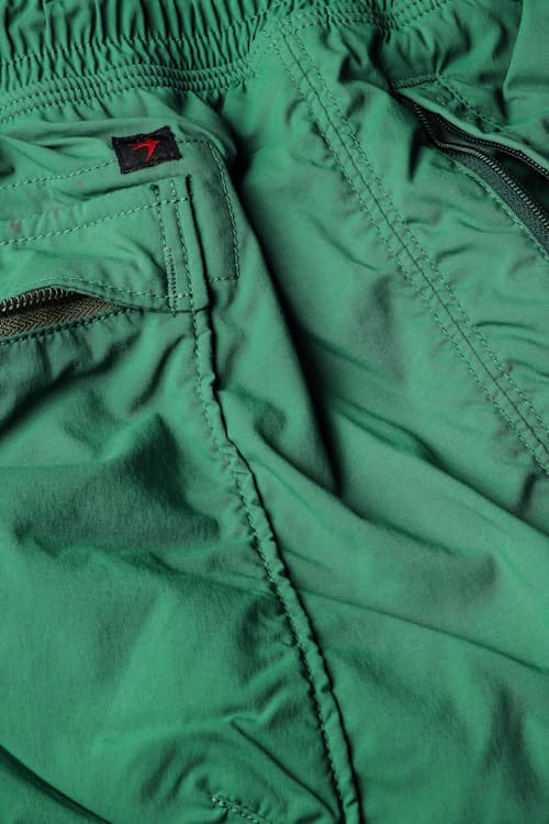 laydown detail image of Airtex Hybrid Short - 6.5"