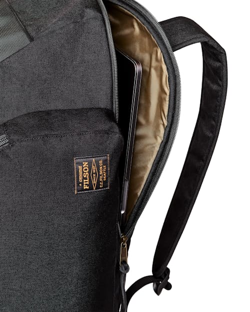 laydown detail image of Dryden Duffle Pack - 46L