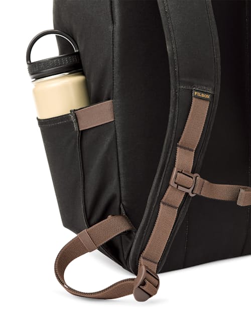 laydown detail image of Trapper Creek Backpack - 28L