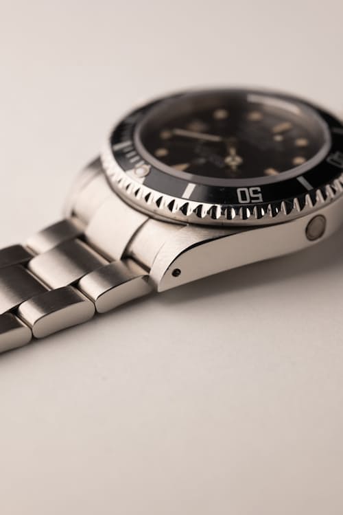 laydown detail image of 1984 Rolex 16660 Tropical Sea-Dweller
