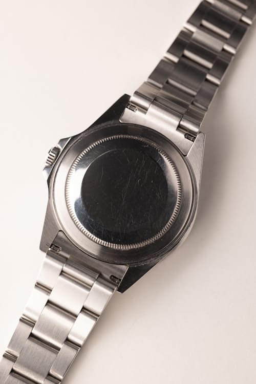 laydown detail image of 2006 Rolex 16710 GMT Master II
