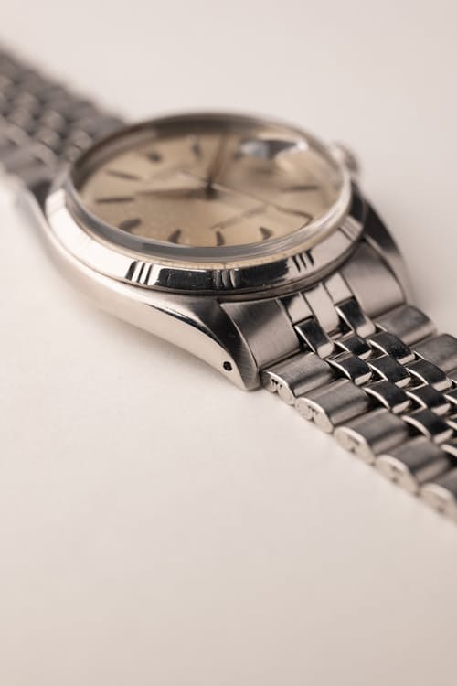 laydown detail image of 1960 Rolex 1603 Silver "Bamboo Bezel" Datejust