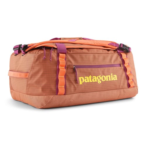 laydown image of Black Hole Duffel 40L