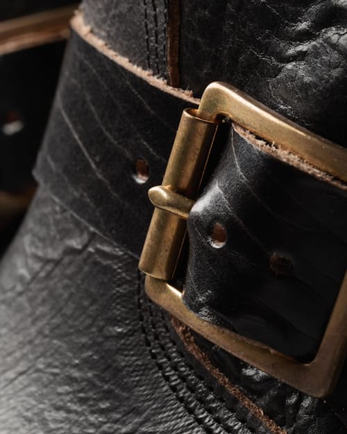 on model image of Engineer Boot