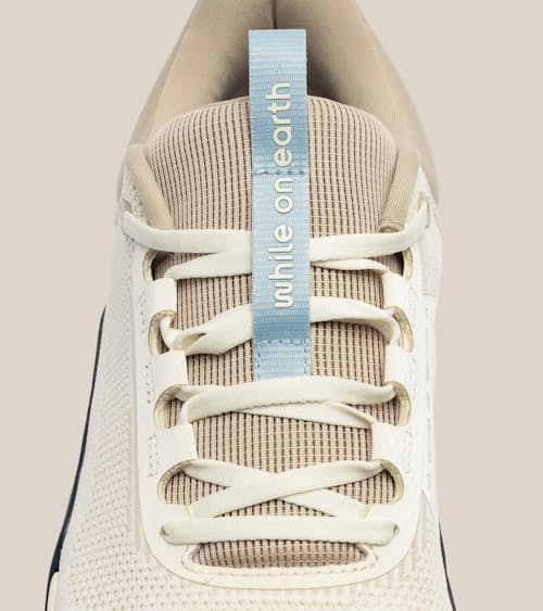 laydown detail image of Move Trainer