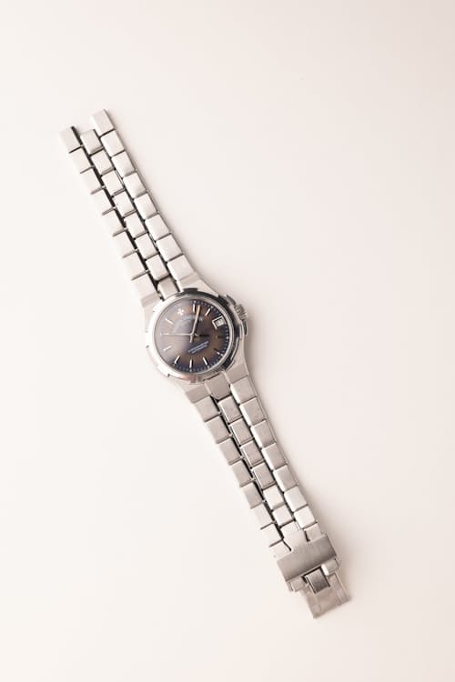 no crop image of 2000’s Vacheron Constatin 42050 Overseas Tropical Dial
