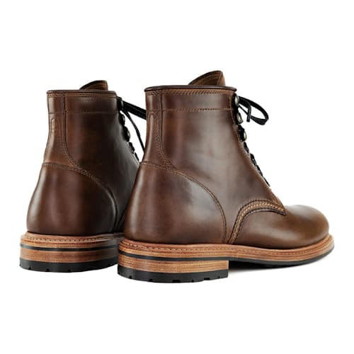 laydown image of Edmund Plain Toe Boot