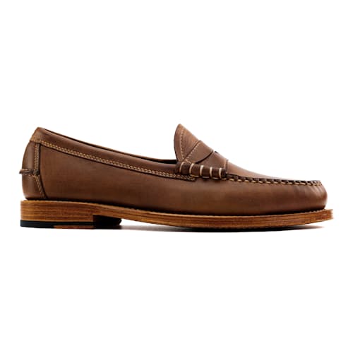 laydown image of Palomo Loafer
