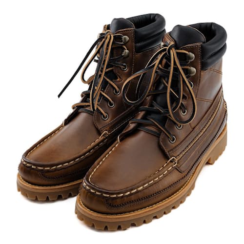 laydown image of Yukon Ranger Boot