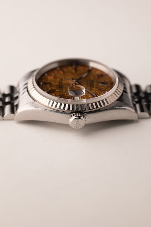 laydown detail image of 2001 Rolex 62510H Tropical Lava Datejust