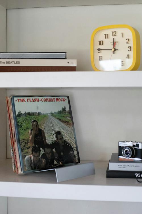 lifestyle image of LP Stand
