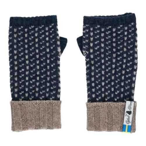 laydown image of Skaftö Wrist Warmer